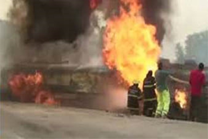 Fuel Tanker1