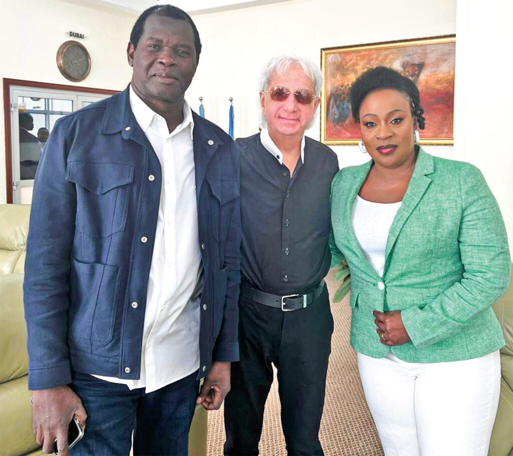 Benny Hinn Kayanja3