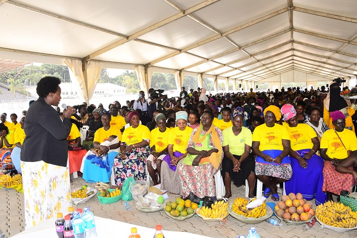 Museveni capitalises hawkers6