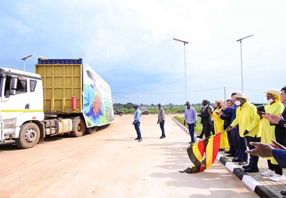 President Museveni accompanied by First Lady Janet Museveni flags off Uganda's first batch of chili containers to the Chinese market during a function held at Namasagali on Thursday. PPU Photochina8