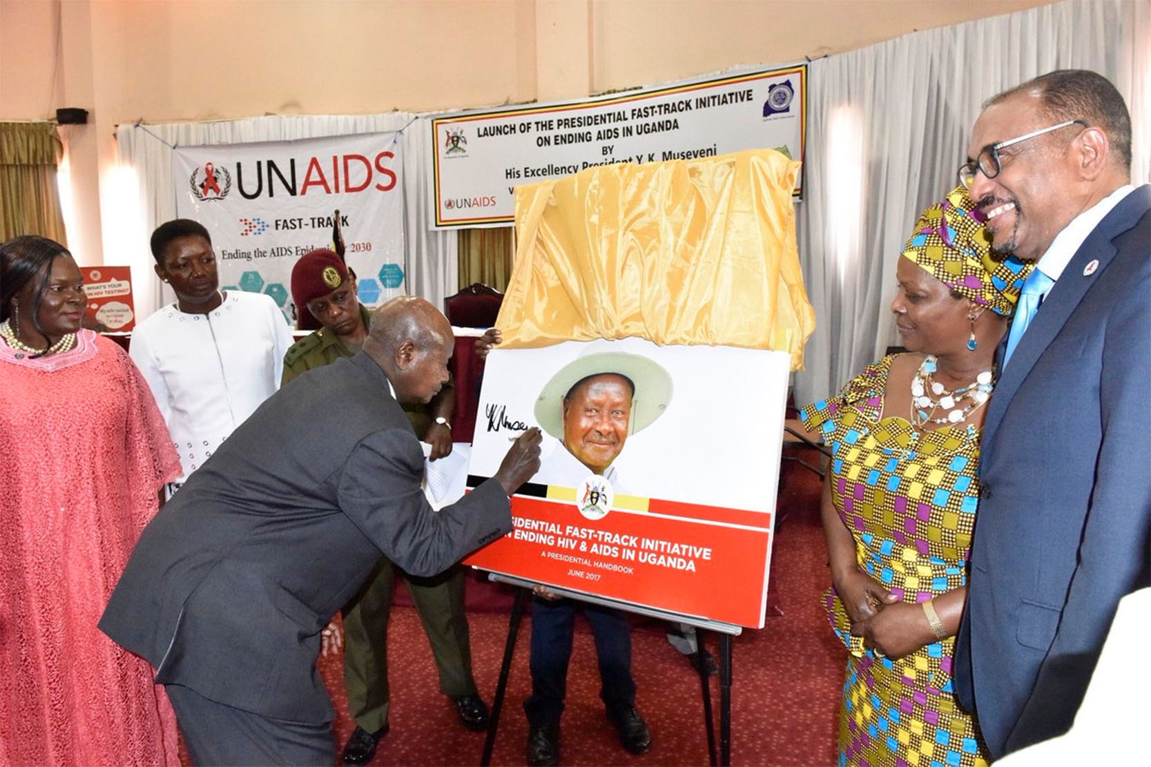 End HIV AIDS by 2030