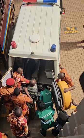 Besigye collapses in court